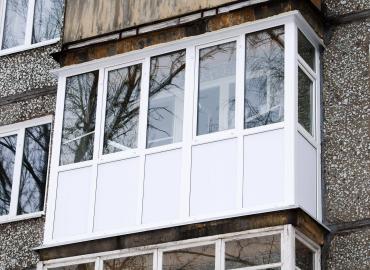 Указ подписан — ждите «гостей»: с 17 апреля штраф 15 000 рублей для всех, у кого есть балкон