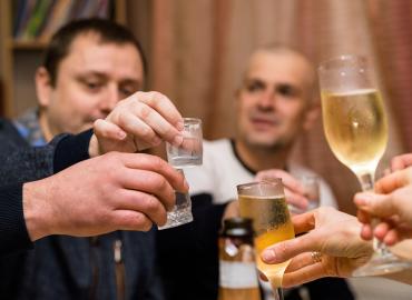Три штуки на завтрак — похмелье пройдет за секунду: не рассол и не чай с лимоном